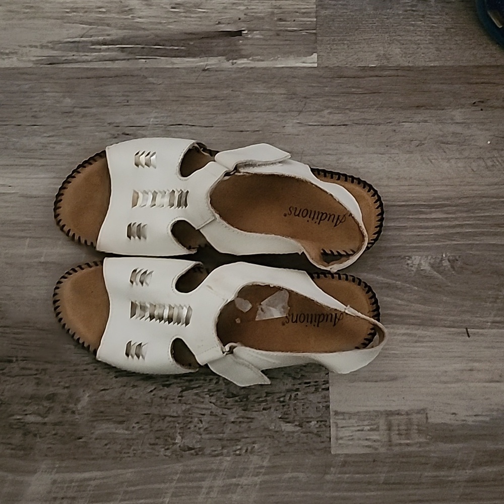 Auditions Spirit Tribal Print Sling Back Sandal